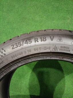 4ks zanovni zimni 235/45/18 continental - 3