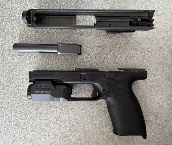 CZ P-10C + Holosun 508T RD X2 + Inforce WILD1 - 3