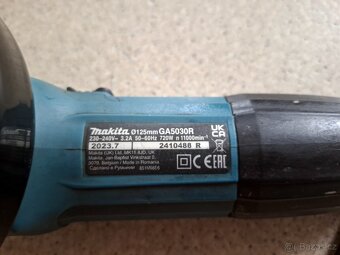 Úhlová bruska MAKITA GA5030R - 3
