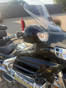 Honda GL 1800Goldwing - 3