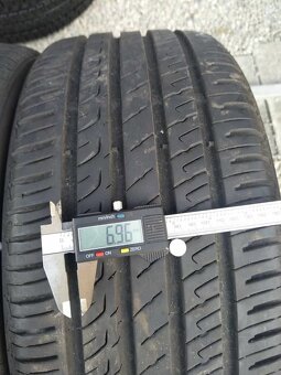 215/40 R 18 letné BARUM. - 3