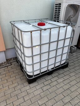 Nádrž na vodu IBC kontejner 1000l - 3
