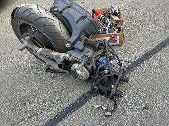 Motor Honda Forza 125 r.v. 2016 - 3