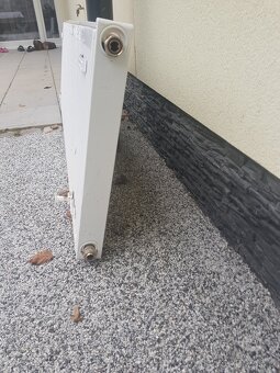 Prodám radiátor 160x50x6,5 cm - 3