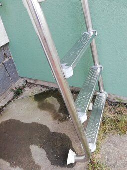 Bazénový žebřík - 3