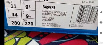 Boty Adidas ZX700 - 3