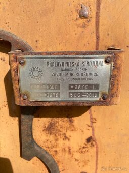 Nádrž na naftu - 3