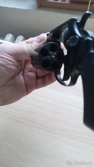 Revolver Smith & Wesson 9mm - 3