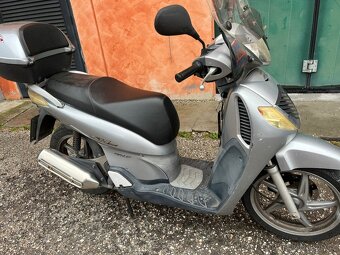 Honda SH 125i (2006) plexi, kufr, dobrá cena - 3