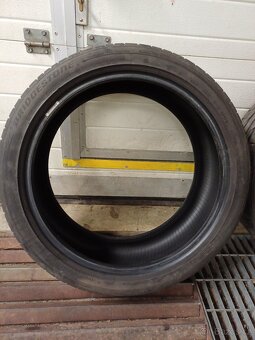 Letní PNEU 235/40 R19 - 3