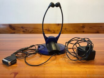 BEZDRÁTOVÁ SLUCHÁTKA SENNHEISER 820 - 3