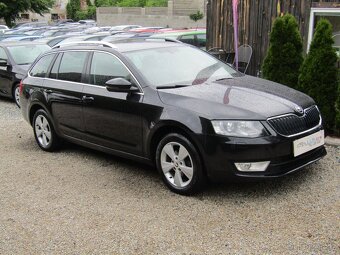 Škoda Octavia III XENONY - 3