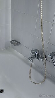 1× Instalatér, 1× Obkladač | Rekonstrukce koupelen v Německu - 3