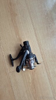 Naviák s volnoběžnou brzdou - baitrunner - 3