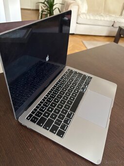 MacBook Air Retina 13-inch 2018, vč. příslušenství - 3