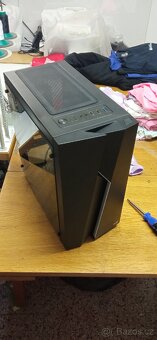 PC skříň levně - 3