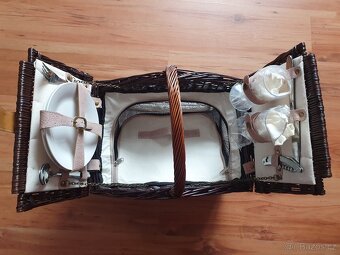 Piknikový koš s chladící taškou pro 2 osoby - 3