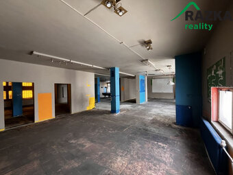 Pronájem komerčních prostor (291 m2) v Tachově,... - 3