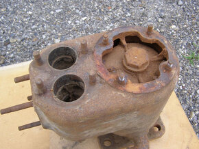 Prodám válec ze stabilního motoru Slavia - 3