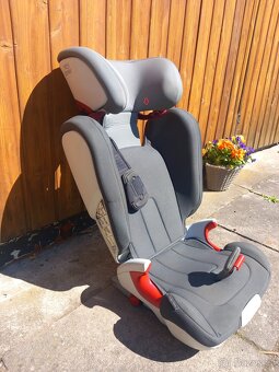 Autosedačka Britax Romer - 3