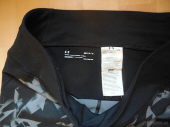 dámské Under Armour sport. černošedé legíny 3/4 délka elast. - 3