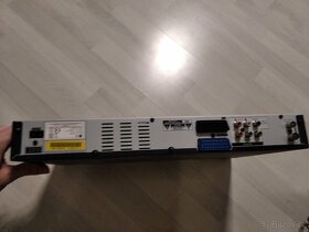 DVD přehrávač a přehrávač digitálních formátů pro televizi - 3