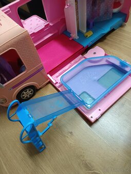 Barbie karavan - 3