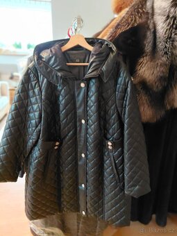 Zimni prosivany kabat. - 3