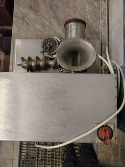 elektricky mlýnek - 3