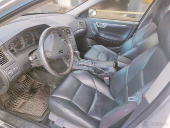 Volvo S60 2,4T 147kw - náhradní díly - 3