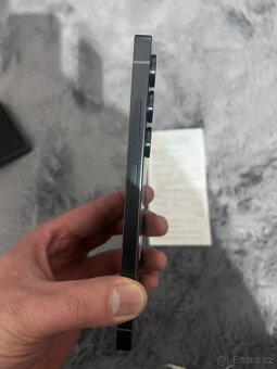 Mobilní telefon - 3