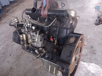 motor  Y485 EPA - 3