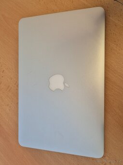 Apple Macbook Air 11 2015 - 3