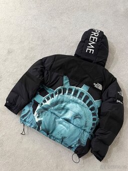 Bunda The North Face x Supreme - 3