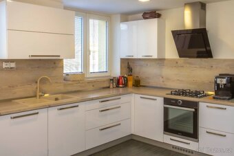 Prodej bytu 3+1 - 138 m² - Višňovka – Pardubice - 3