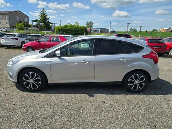 FORD FOCUS 1.6 benzin - 3