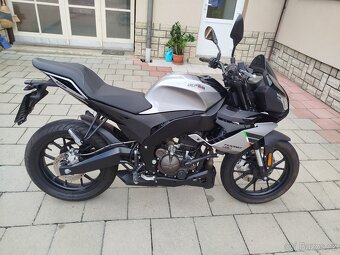 Aprilia Tuono 125 - 3