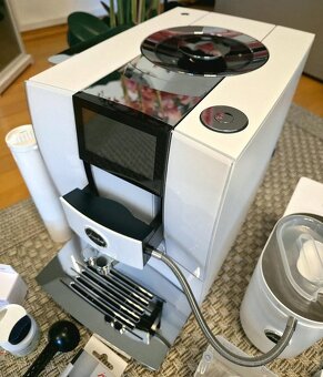 Jura Z10 Diamond White - 3