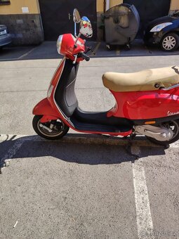 Vespa LX 50 - 3