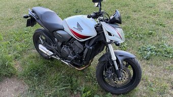 Honda CB600F - 3