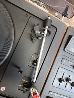 Gramofon na opravu nebo na díly - 3