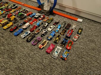 Auta hot wheels - 3