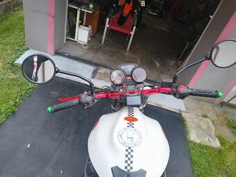 Moto Guzzi 750 i - 3