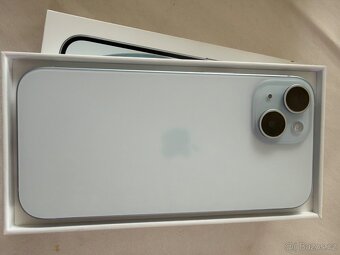 iPhone 15, 128GB světle modrá - 3