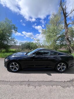 Ford Mustang, 3.7, V6, manuál - 3