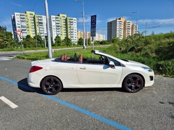 Peugeot 308CC 1.6 16V 115 kW - benzín - 3