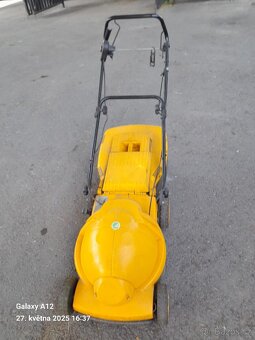 Prodám elektrickou sekačku Ladybirds - 3