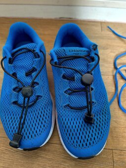 Tenisky Under Armour 35,5 délka 22,5cm - 3