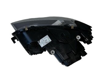Pravý přední halogen 8P0941004K Audi A3 8P r.v. 2006 - 3