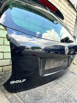 Páté dveře Volkswagen Golf 5 a 6 combi - 3